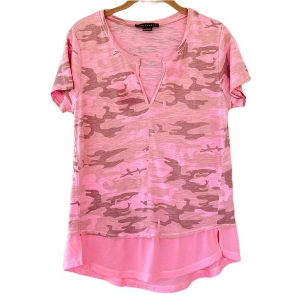 Sanctuary Pink Camo Short Sleeve Top Large - Picture 1 of 5